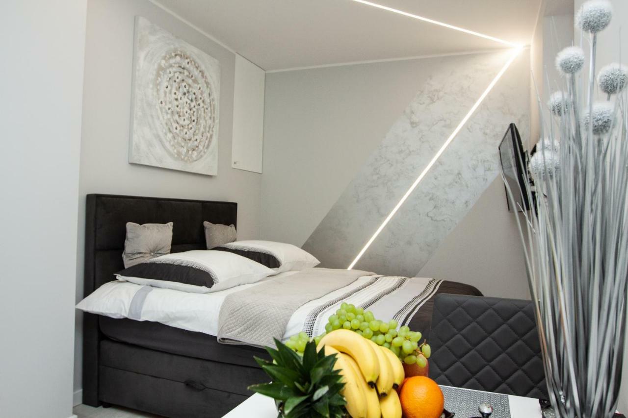 Novel Mini Apartment Varşovia Exterior foto