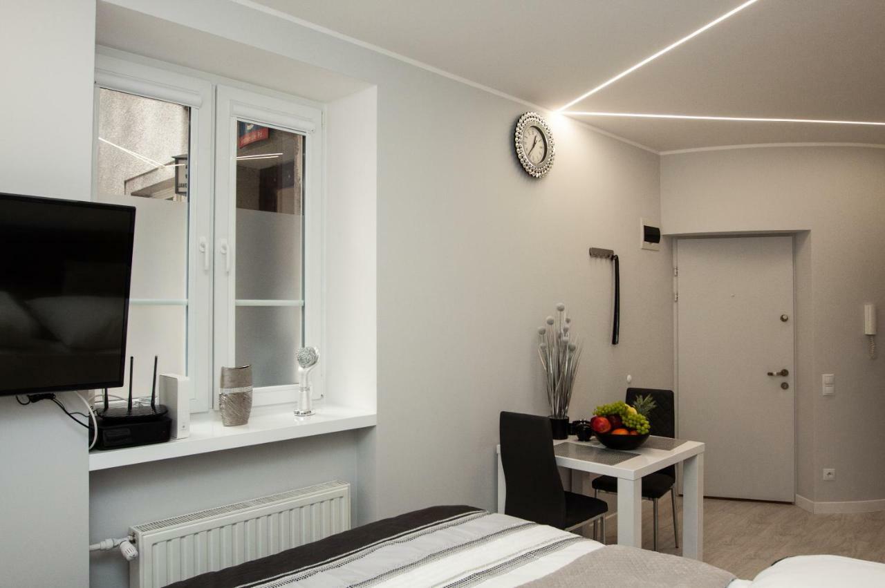 Novel Mini Apartment Varşovia Exterior foto